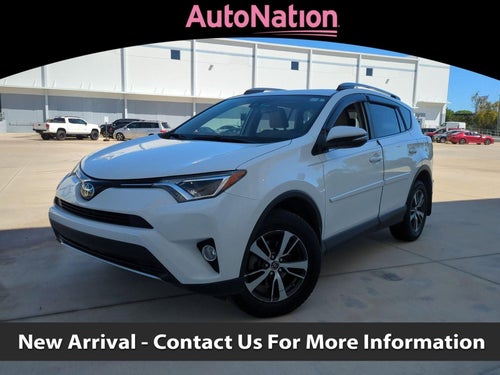 2017 Toyota RAV4 XLE FWD (GS)