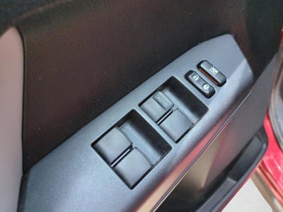 2017 Toyota RAV4 XLE FWD (GS)