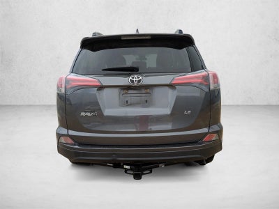 2017 Toyota RAV4 LE FWD (GS)