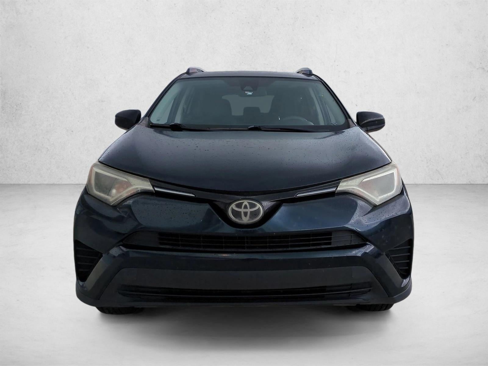 2017 Toyota RAV4 LE FWD (GS)