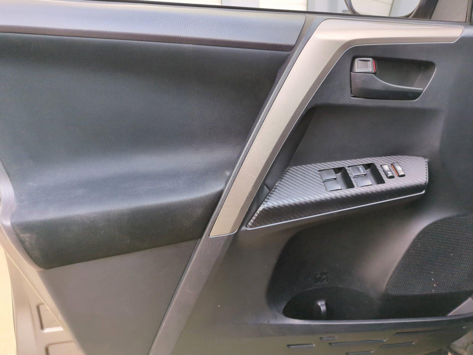 2015 Toyota RAV4 FWD 4dr LE (GS)