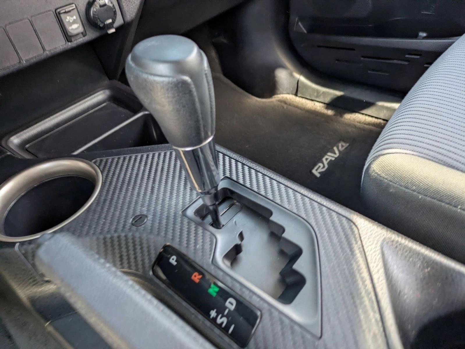 2014 Toyota RAV4 FWD 4dr LE (Natl)