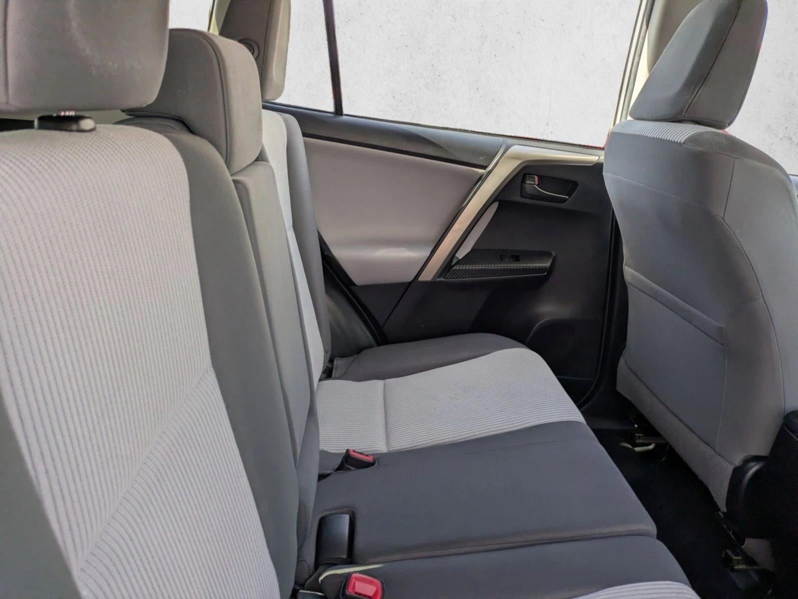 2014 Toyota RAV4 FWD 4dr LE (Natl)