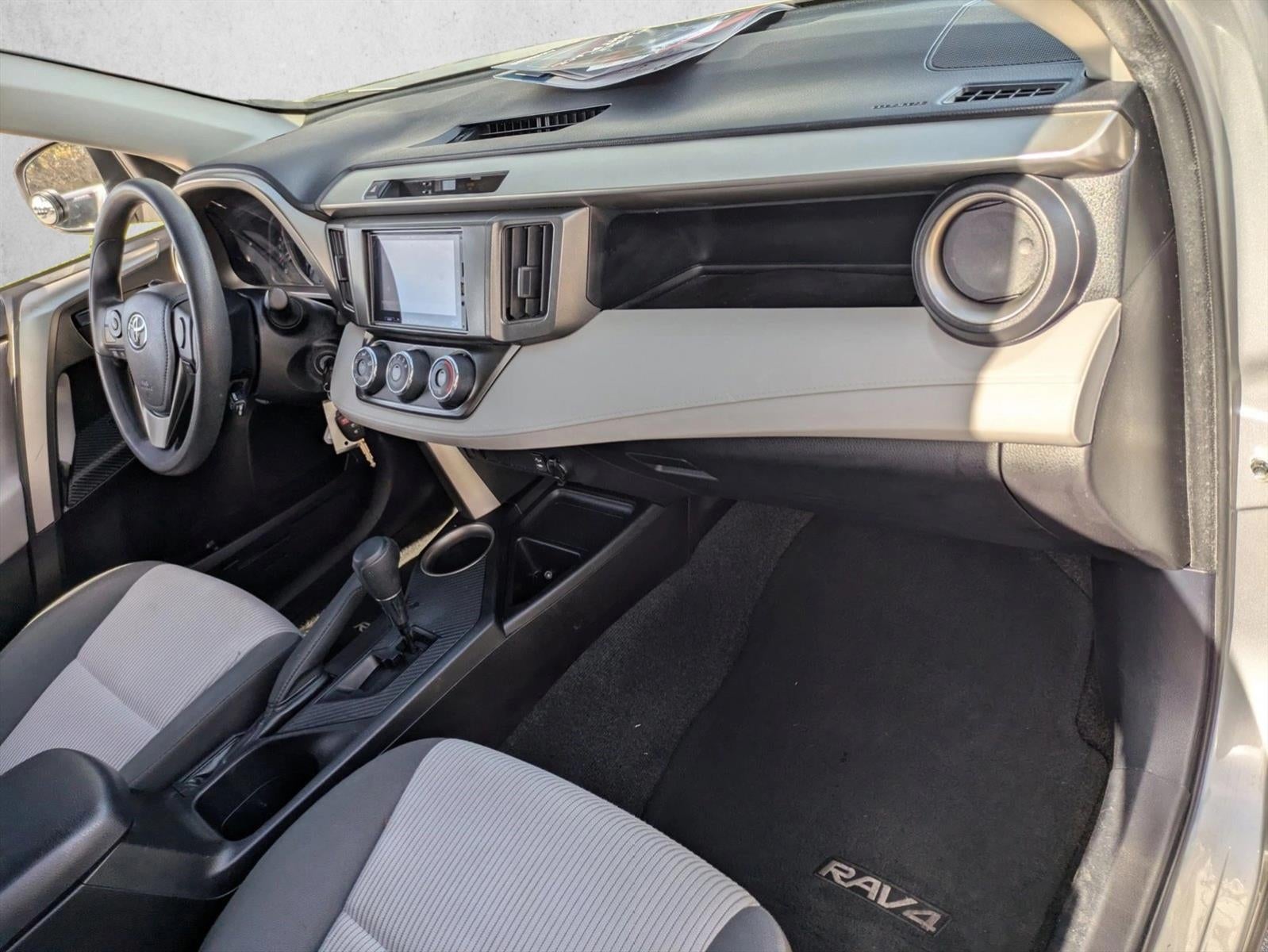 2014 Toyota RAV4 FWD 4dr LE (Natl)