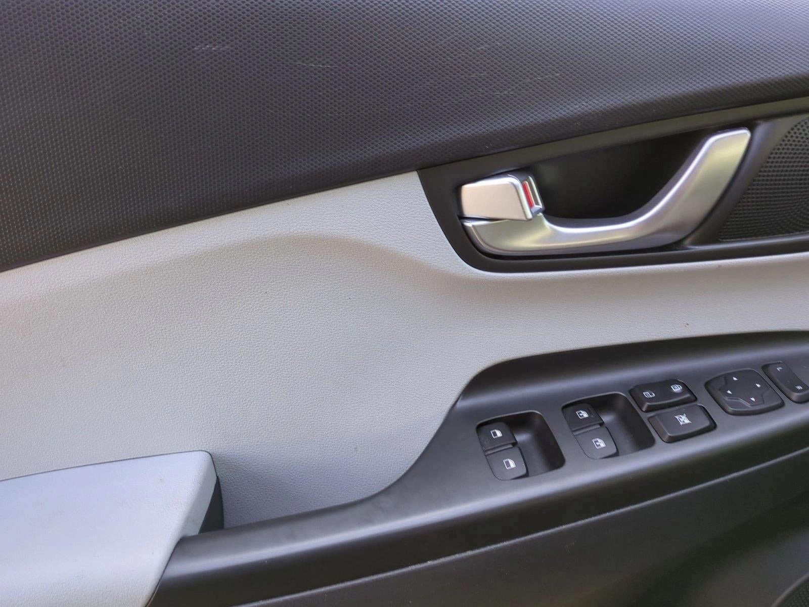 2022 Hyundai KONA SEL Auto FWD