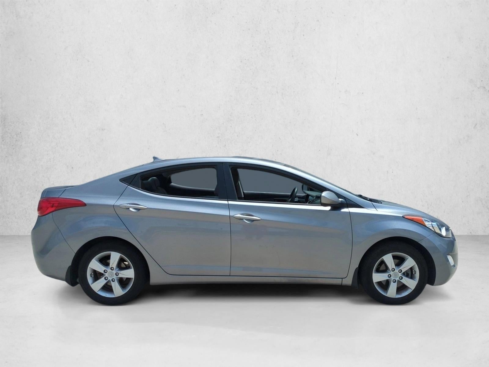 2013 Hyundai ELANTRA 4dr Sdn Auto GLS