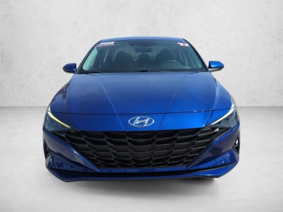 2022 Hyundai ELANTRA SEL IVT
