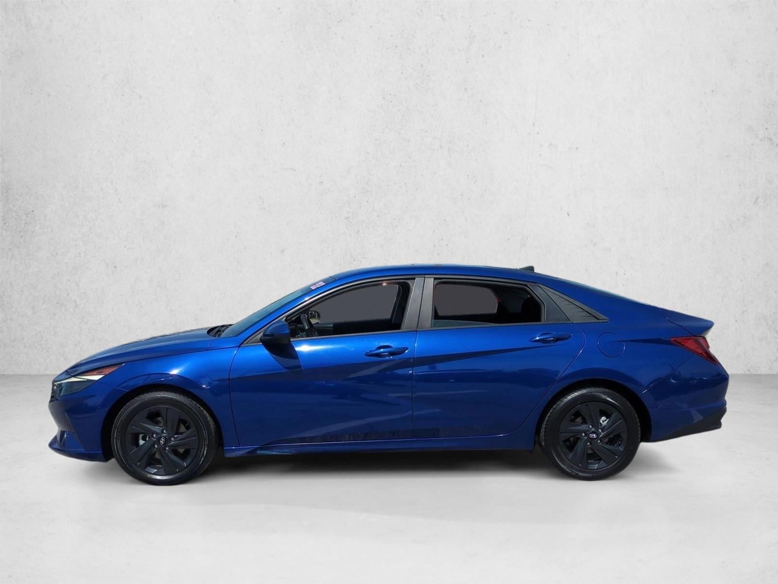 2022 Hyundai ELANTRA SEL IVT