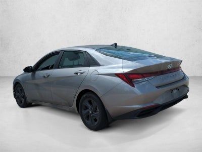 2023 Hyundai ELANTRA SEL IVT