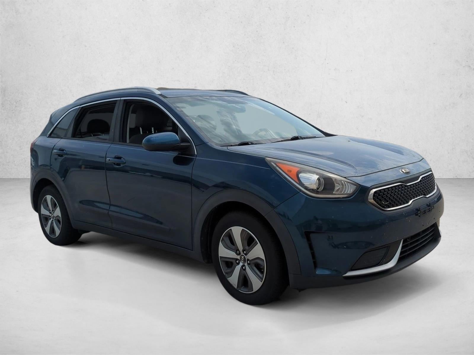 2017 Kia Niro LX FWD
