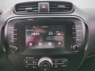 2018 Kia Soul + Auto