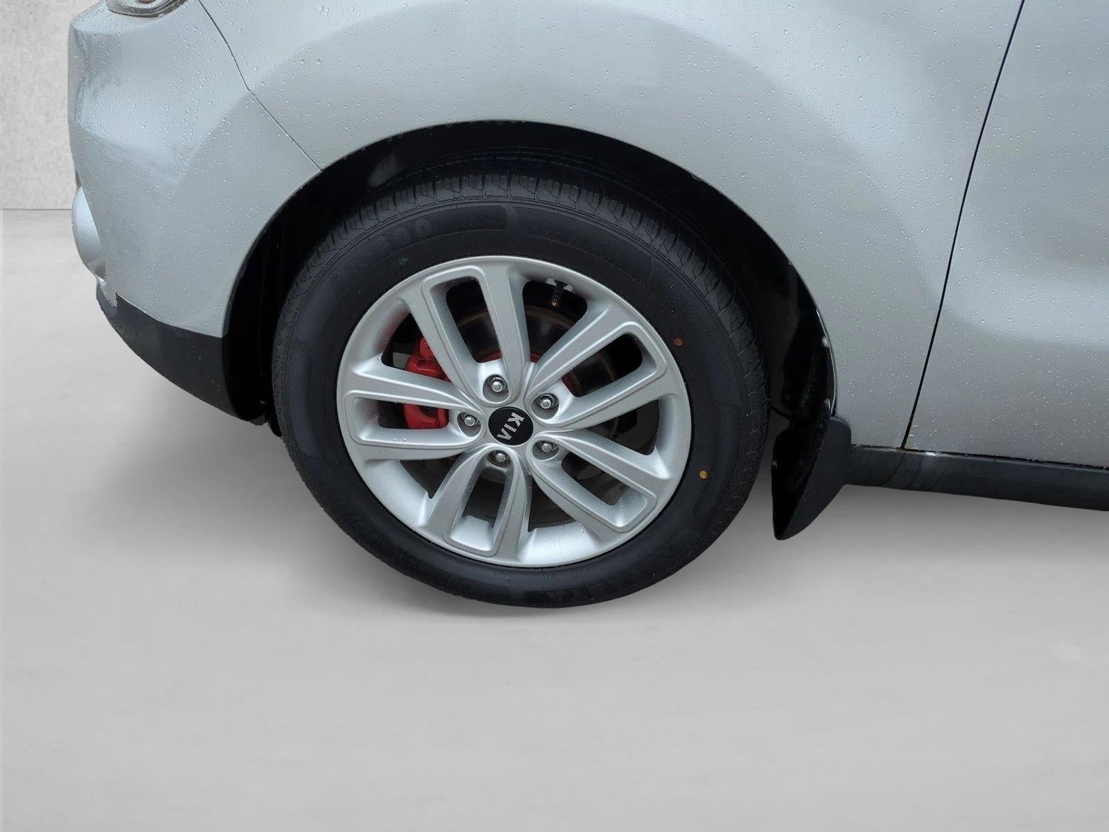 2018 Kia Soul + Auto