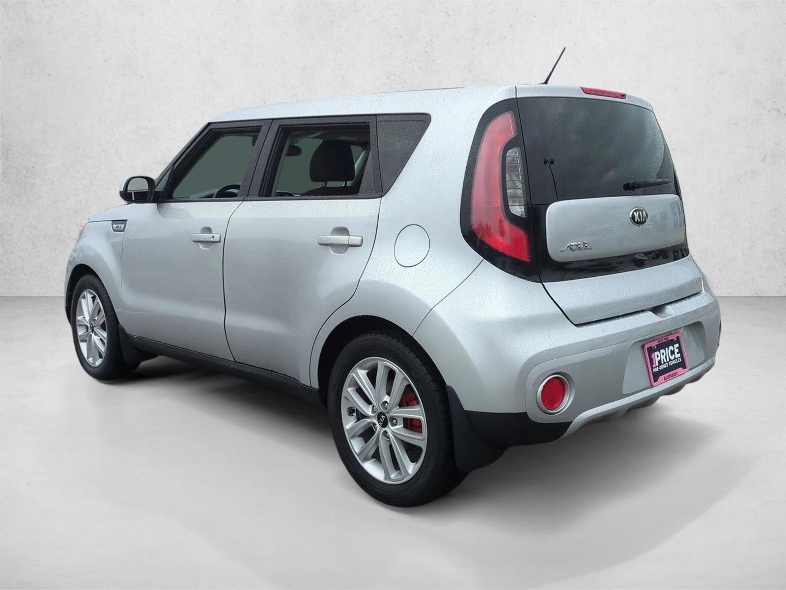 2018 Kia Soul + Auto