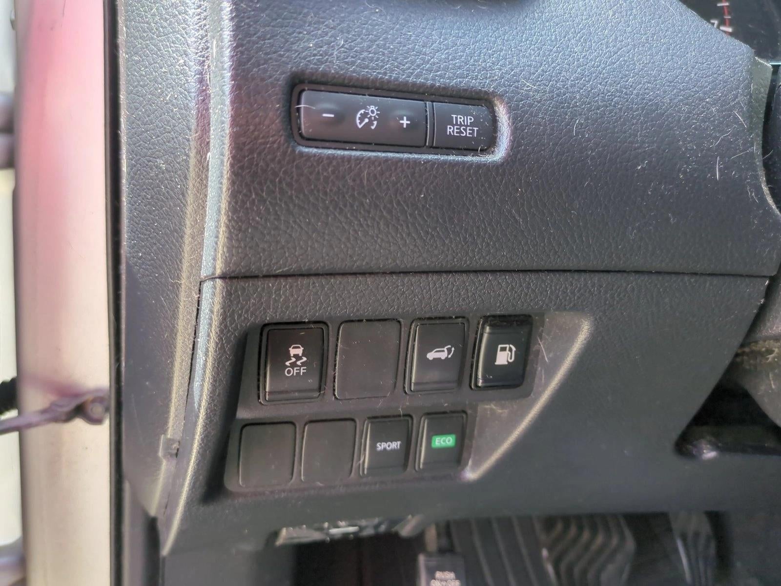2018 Nissan Rogue FWD SV