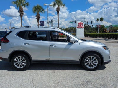 2018 Nissan Rogue FWD SV