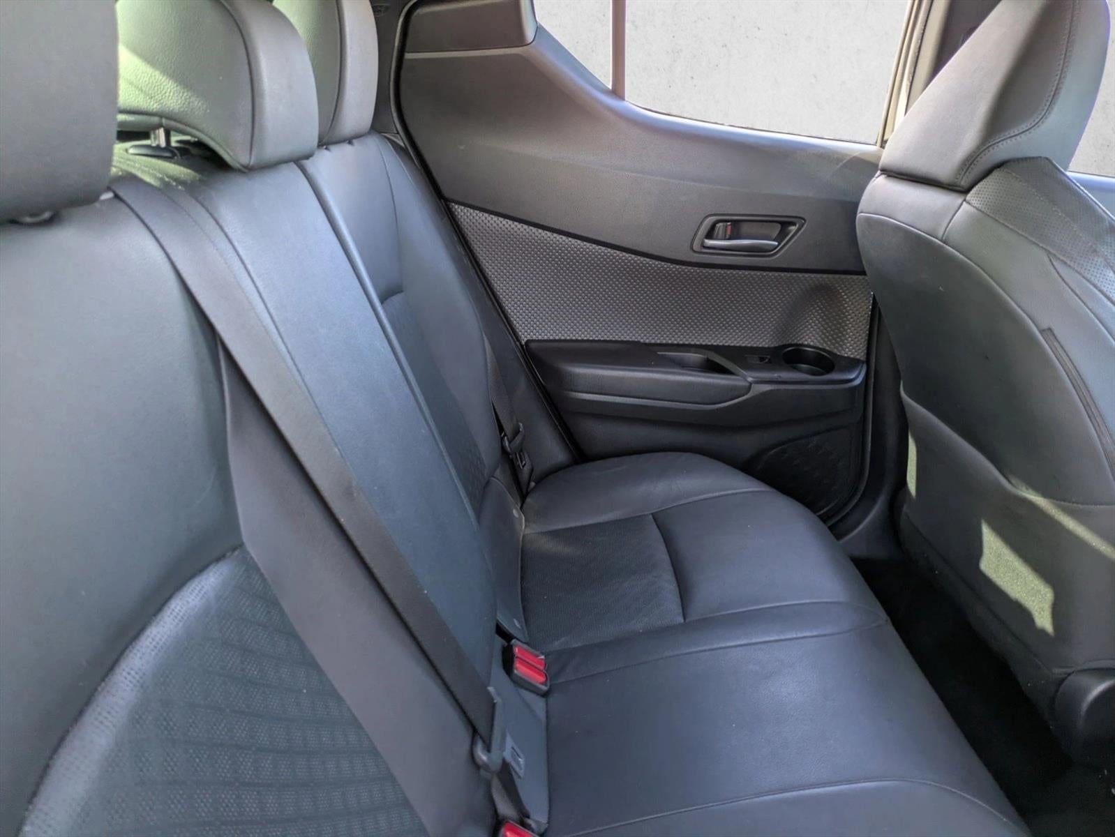 2022 Toyota C-HR Limited FWD (Natl)