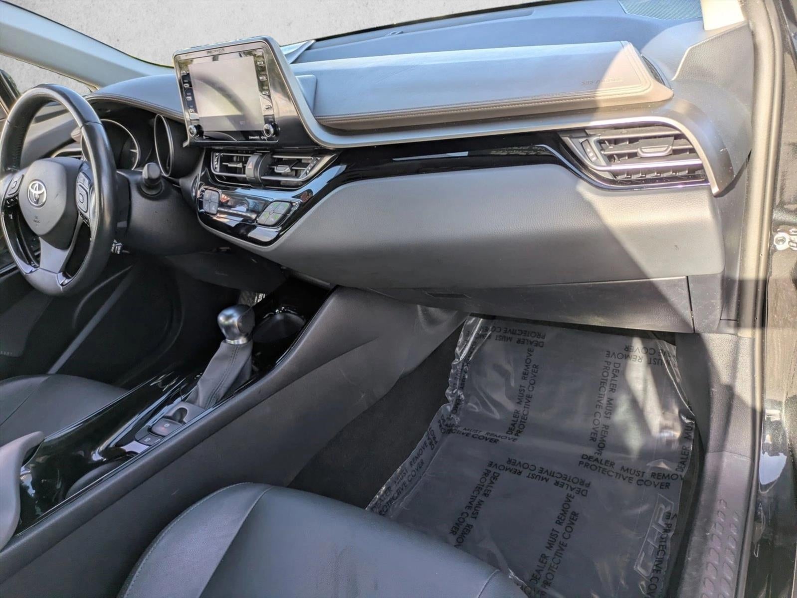 2022 Toyota C-HR Limited FWD (Natl)