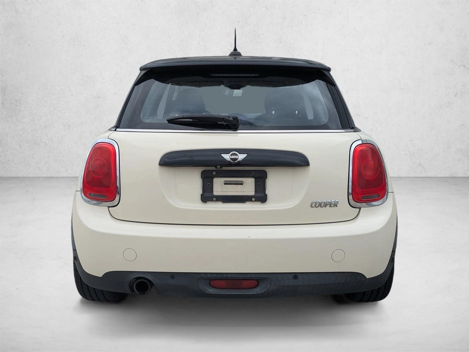 2016 MINI Cooper Hardtop 2 Door Base