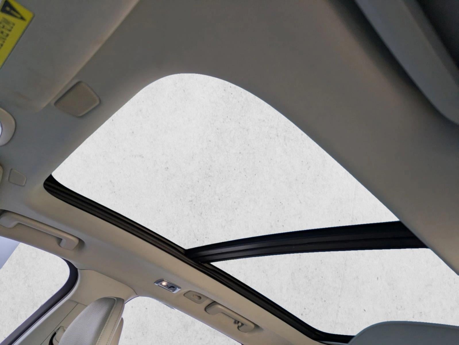 2016 Volvo XC90 AWD 4dr T6 Momentum