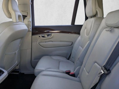 2016 Volvo XC90 AWD 4dr T6 Momentum