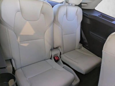 2016 Volvo XC90 AWD 4dr T6 Momentum