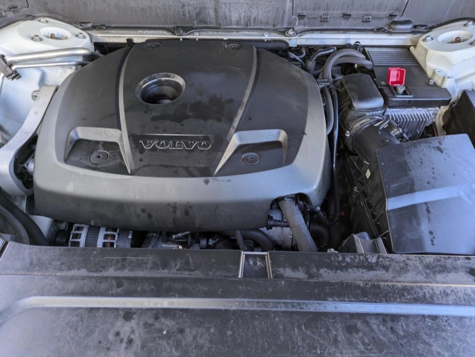 2016 Volvo XC90 AWD 4dr T6 Momentum