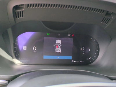 2024 Volvo XC60 B5 AWD Ultimate Dark Theme