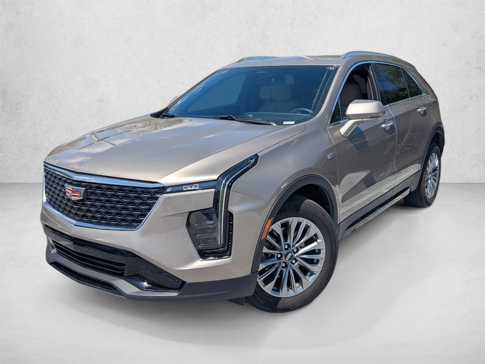 2025 Cadillac XT4 FWD 4dr Premium Luxury