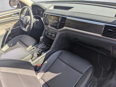 2022 Volkswagen Atlas 2.0T SE w/Technology FWD