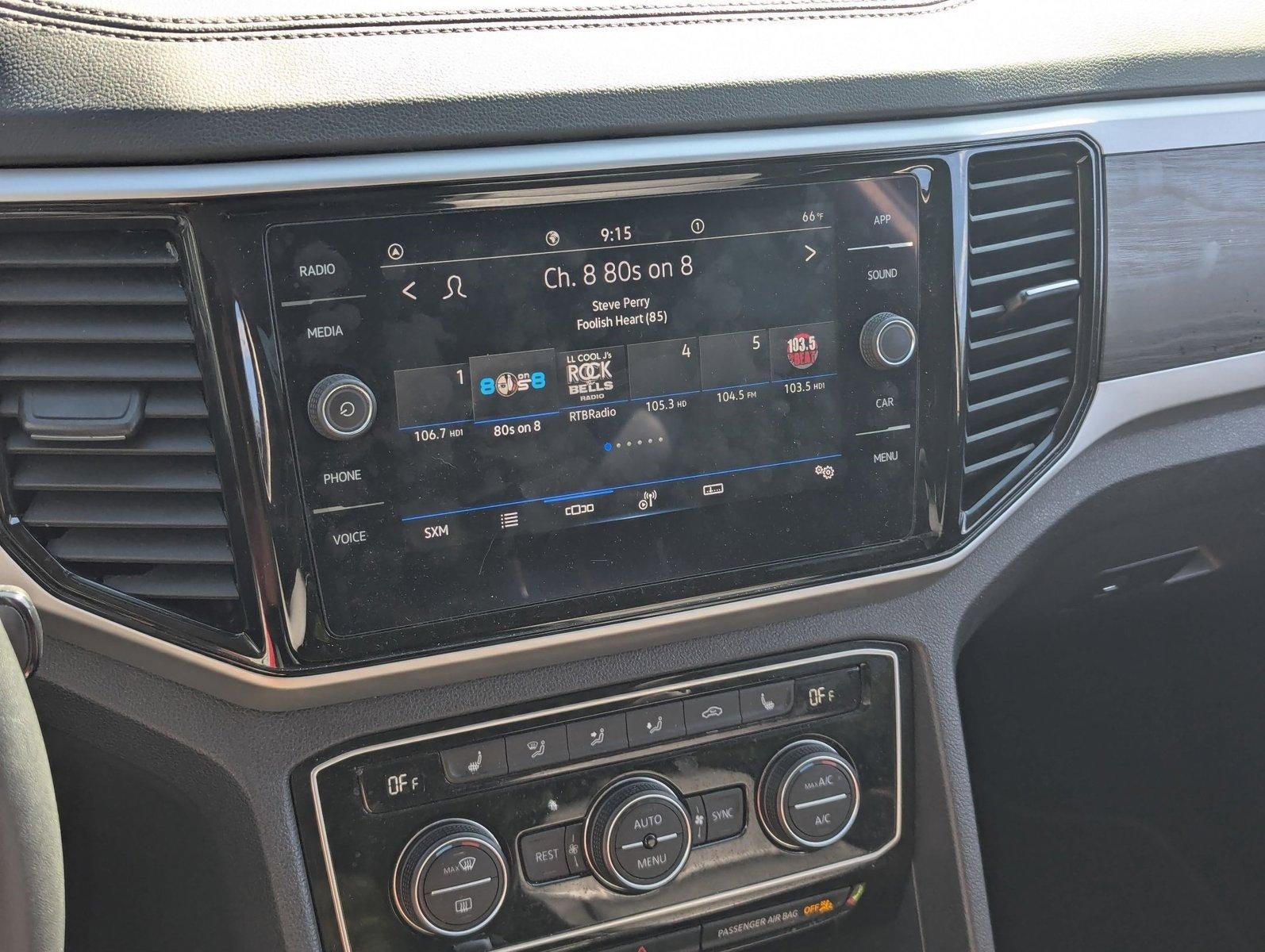 2022 Volkswagen Atlas 2.0T SE w/Technology FWD