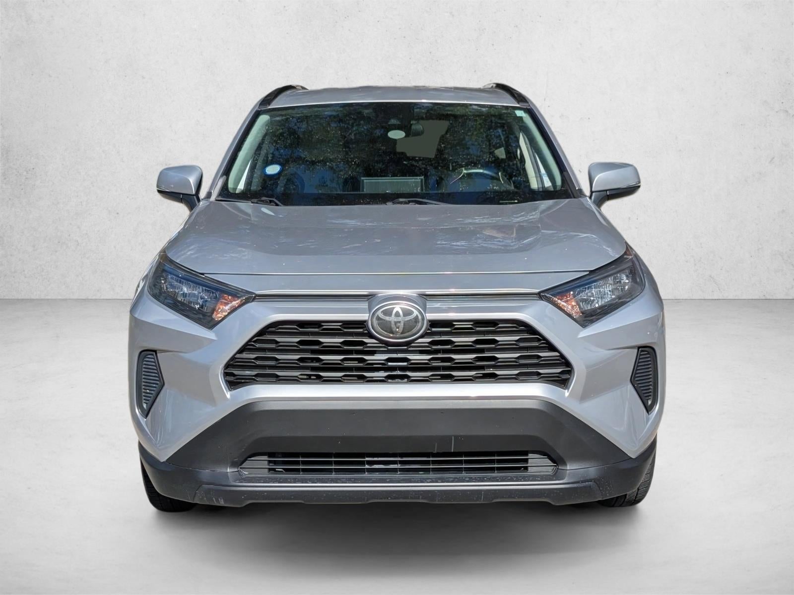 2020 Toyota RAV4 LE FWD (GS)