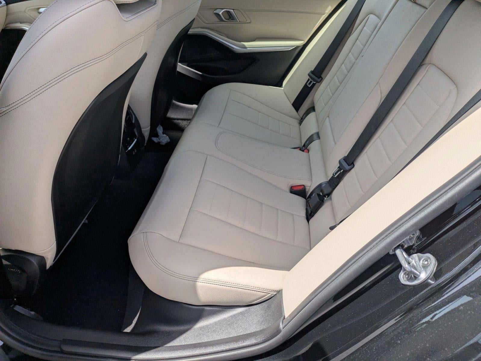 2025 BMW 330i Sedan