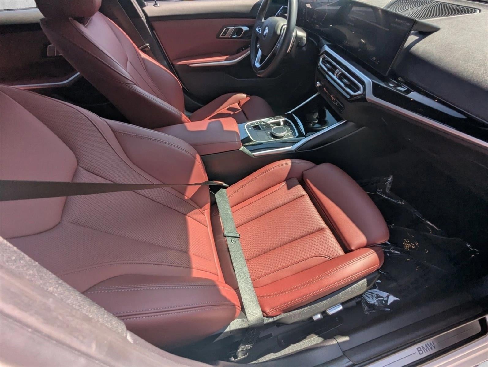2023 BMW 330i Sedan
