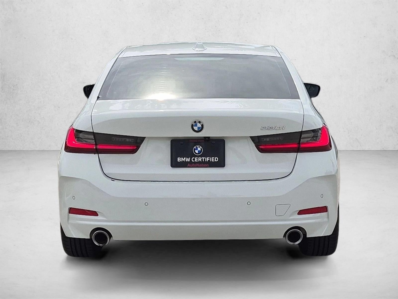 2024 BMW 330i Sedan