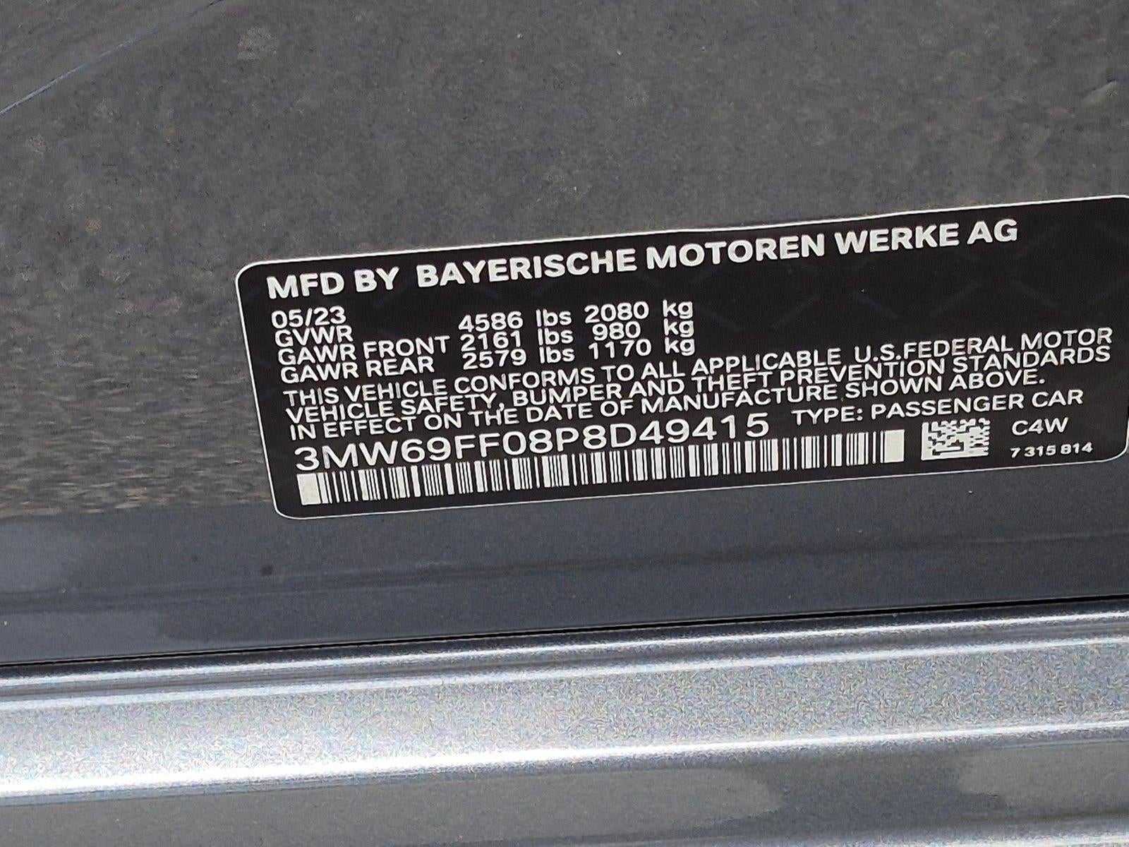 2023 BMW 330i Sedan
