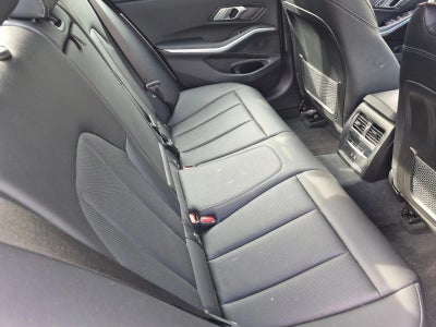 2023 BMW 330i Sedan