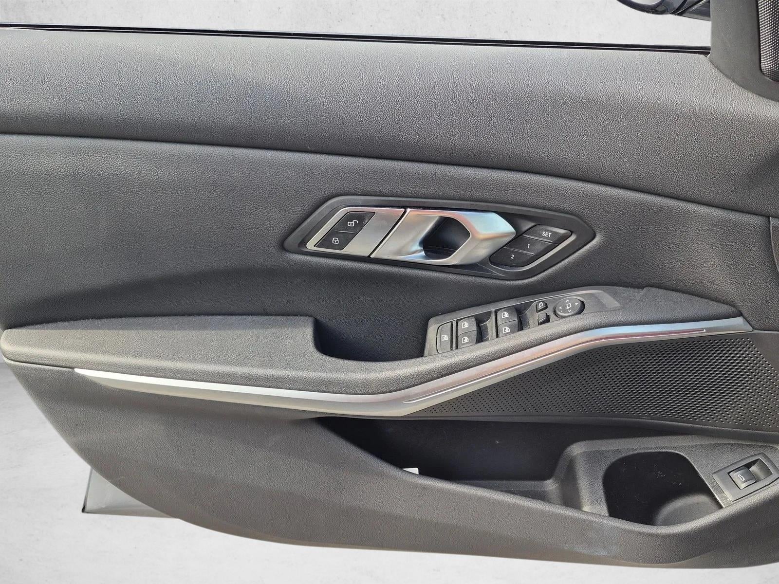 2023 BMW 330i Sedan