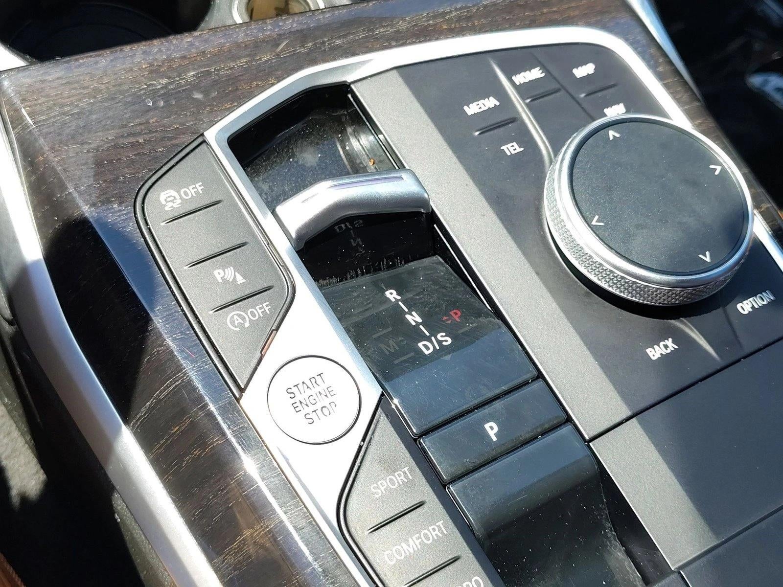 2023 BMW 330i xDrive Sedan