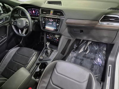 2022 Volkswagen Tiguan 2.0T SEL R-Line 4MOTION