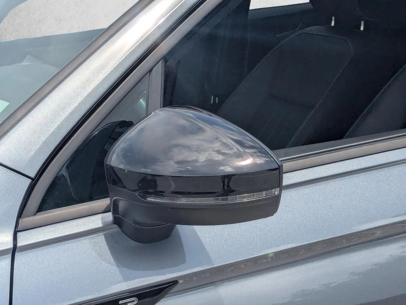 2023 Volkswagen Tiguan 2.0T SE R-Line Black FWD