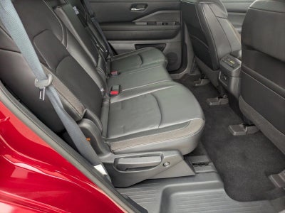 2022 Nissan Pathfinder SL 4WD