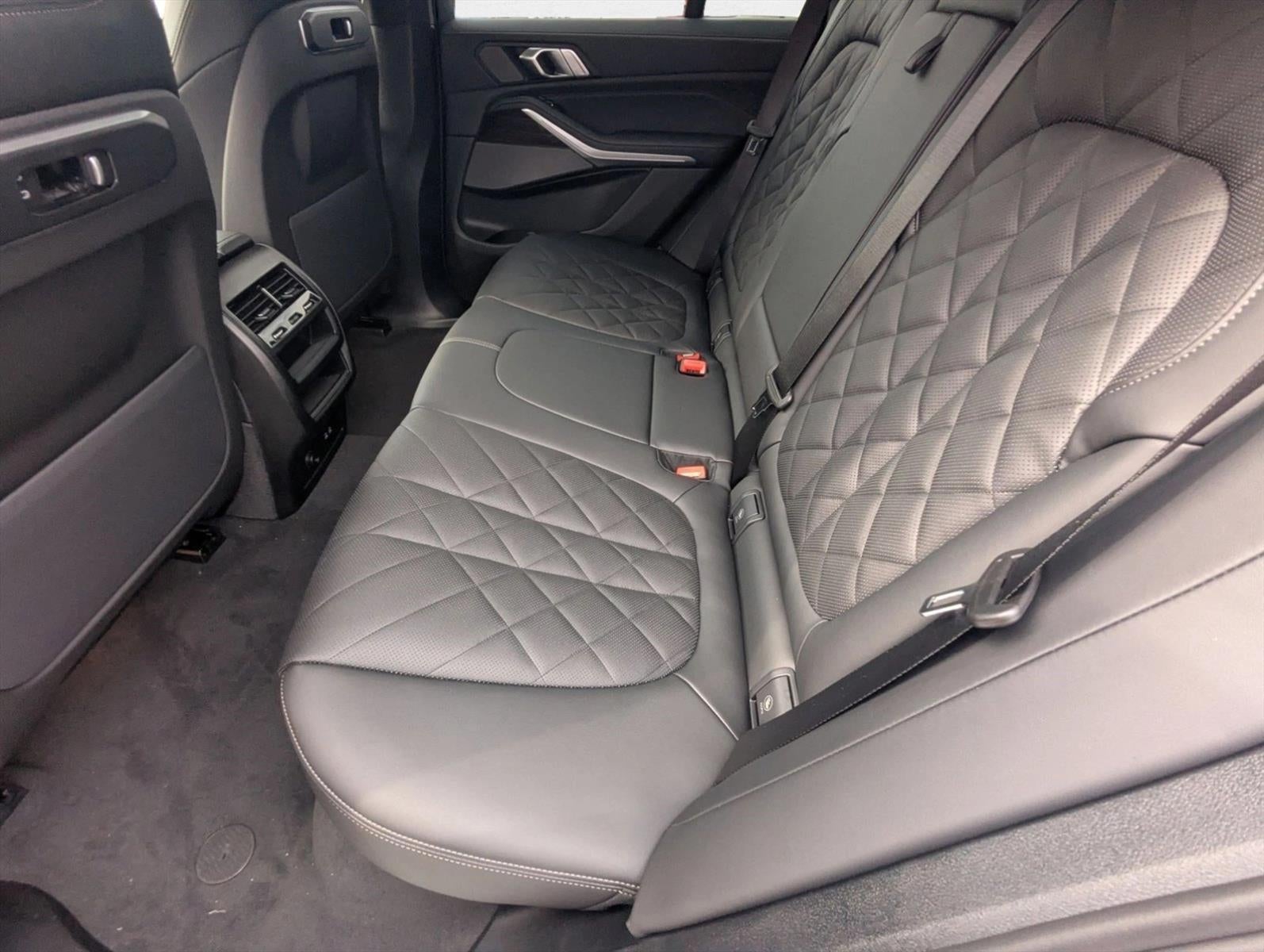 2026 BMW X5 sDrive40i Sports Activity Vehicle