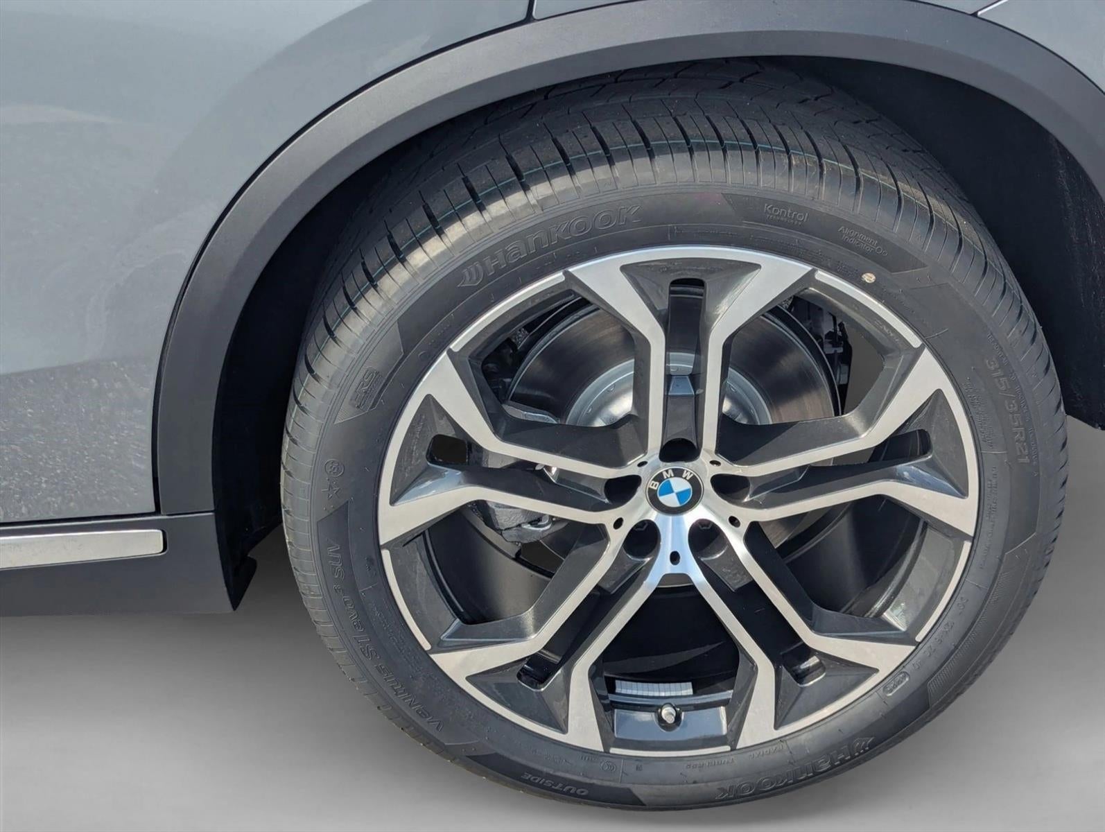 2026 BMW X5 sDrive40i Sports Activity Vehicle