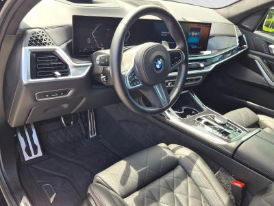 2024 BMW X7 xDrive40i Sports Activity Vehicle