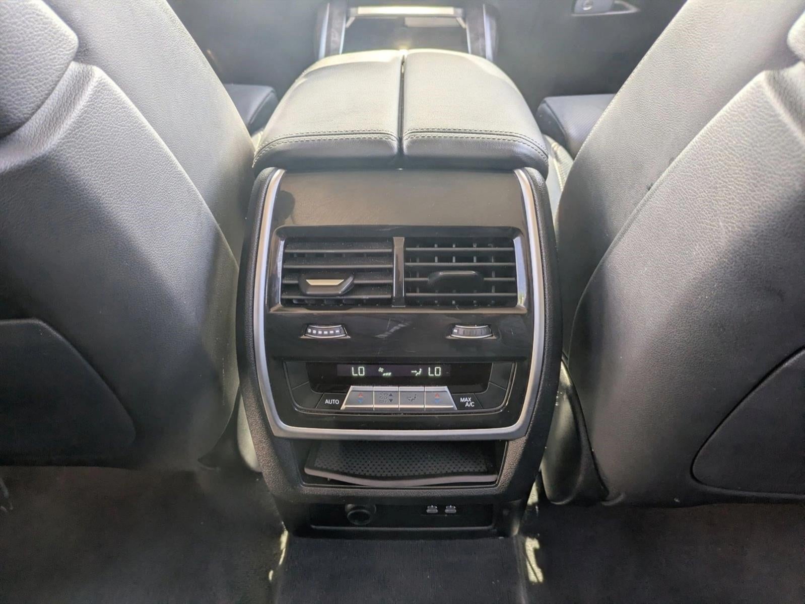 2023 BMW X7 xDrive40i Sports Activity Vehicle