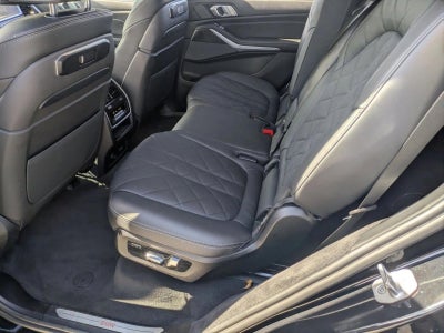2023 BMW X7 xDrive40i Sports Activity Vehicle