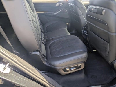2023 BMW X7 xDrive40i Sports Activity Vehicle