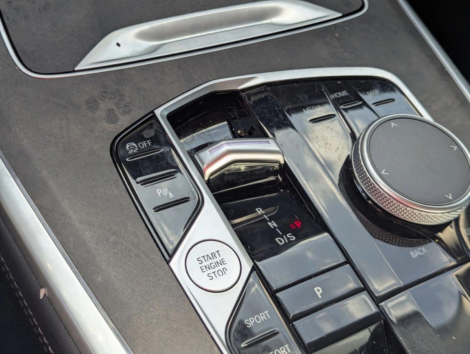 2023 BMW X7 xDrive40i Sports Activity Vehicle