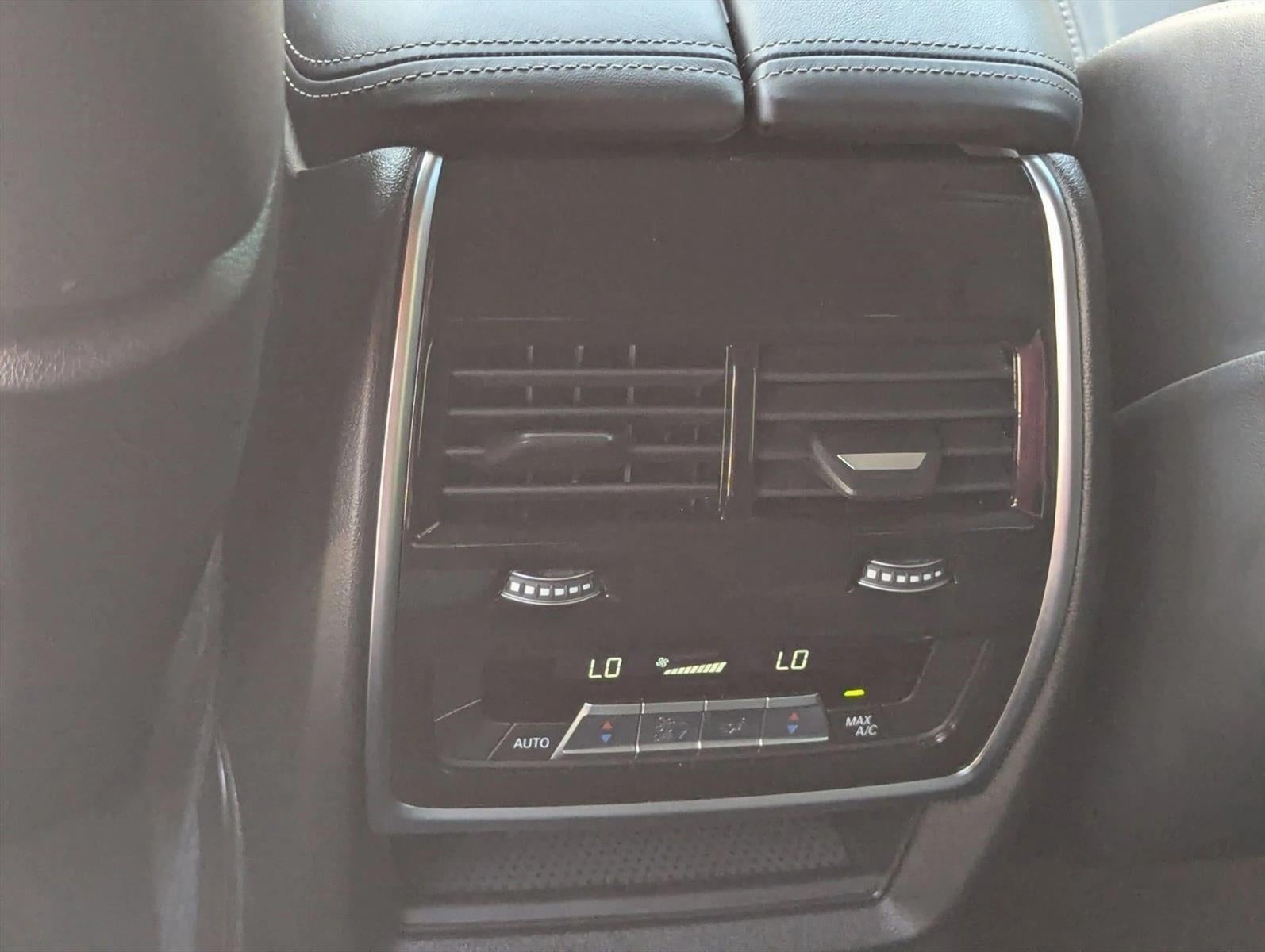 2024 BMW X7 xDrive40i Sports Activity Vehicle