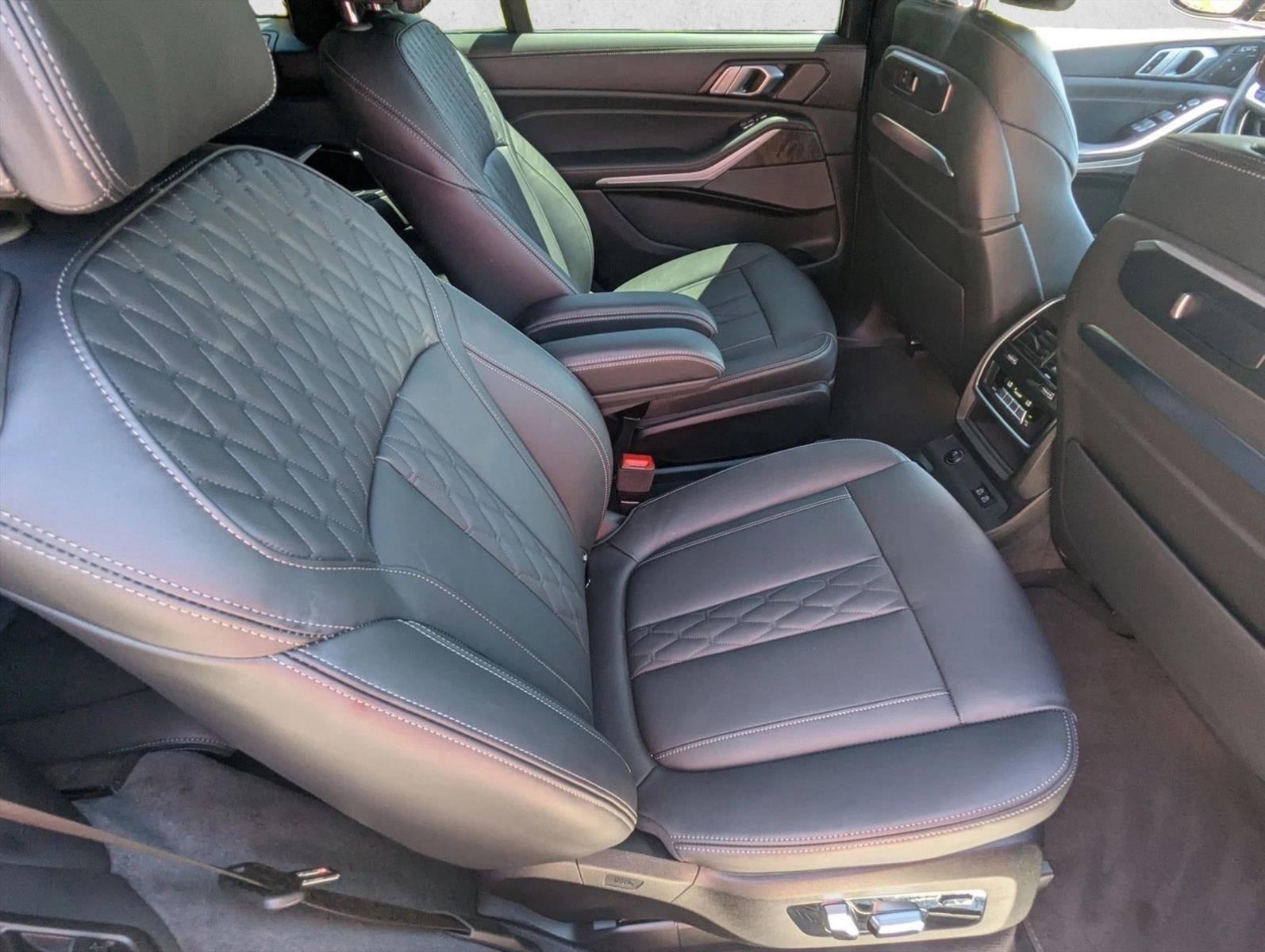 2024 BMW X7 xDrive40i Sports Activity Vehicle